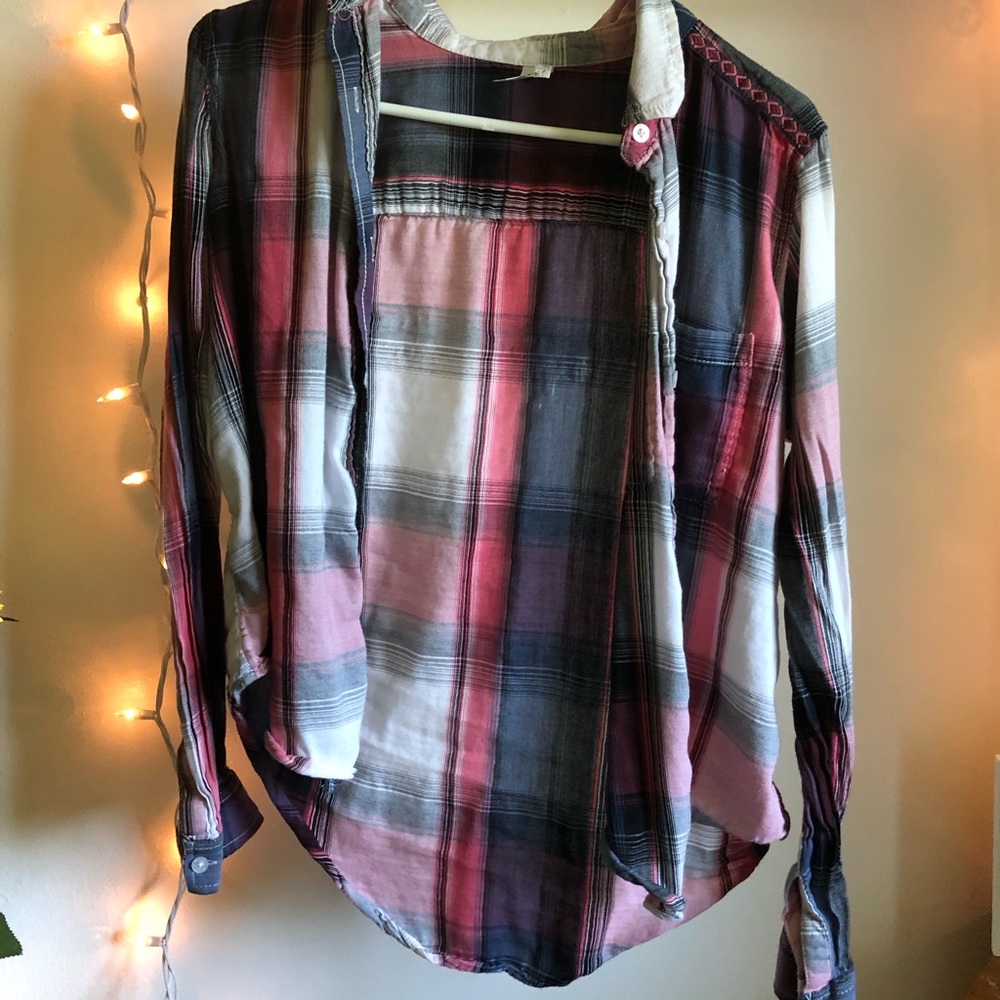 ☀︎︎Button-Up Flannel☀︎︎